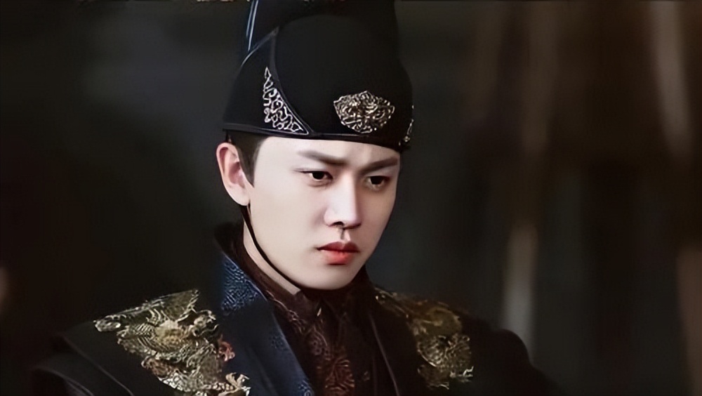 穿飞鱼服我只服这11位男星！穿上后个个化身为万人迷，霸气侧漏