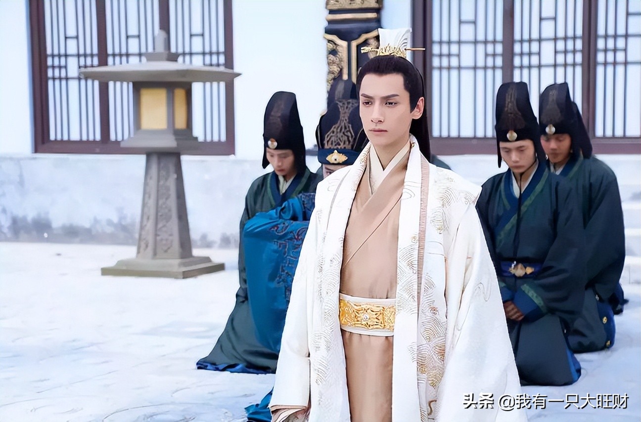 《白发》无辜背负仇恨的容齐，至死守护容乐，自此世上再无齐哥哥