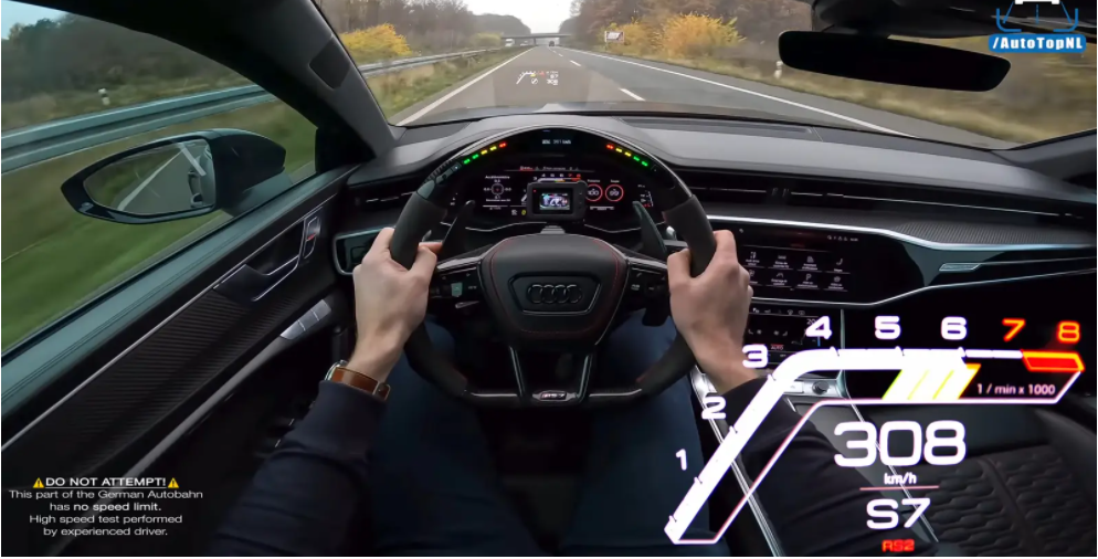 观看这辆 950 马力的奥迪 RS7 在高速公路上突破 200 英里/小时的标记