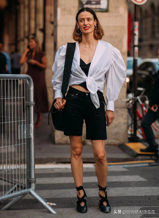 有气质的女人，夏天再热也不会穿拖鞋！瞧陈数、董卿这样穿有多美