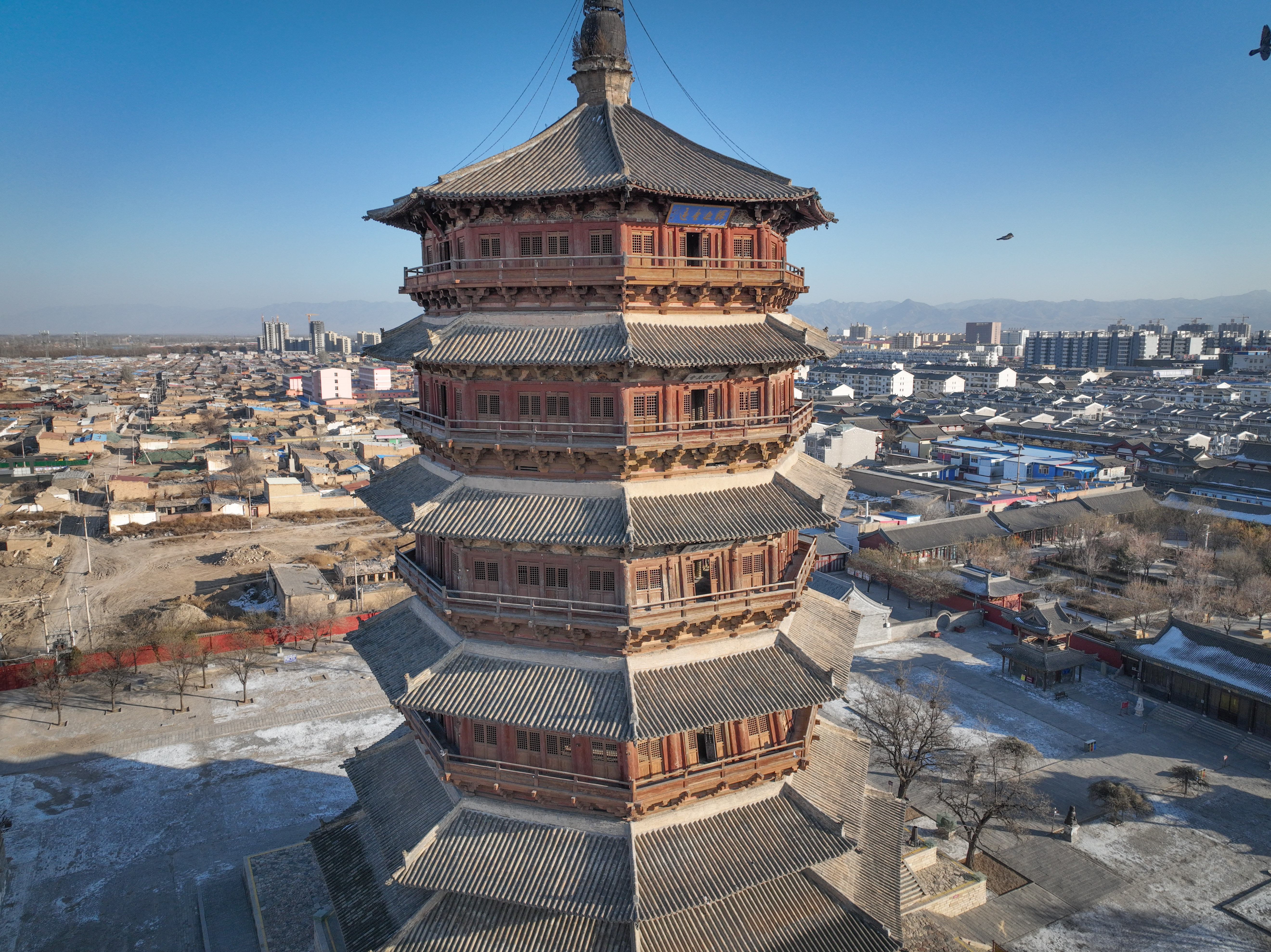 世界上最大最古老的木塔,中国国宝建筑,60多米高竟没一颗钉子 - 时代