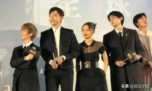 7位“个子矮”的女星，个个身高不到160，她们的身高太不懂事了