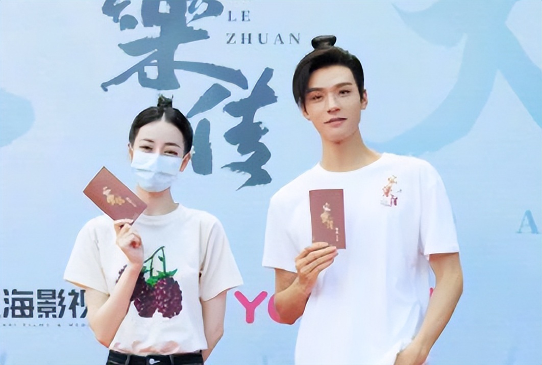 身高超185的10位男星，个个“鹤立鸡群”，不用自欺欺人谎报身高