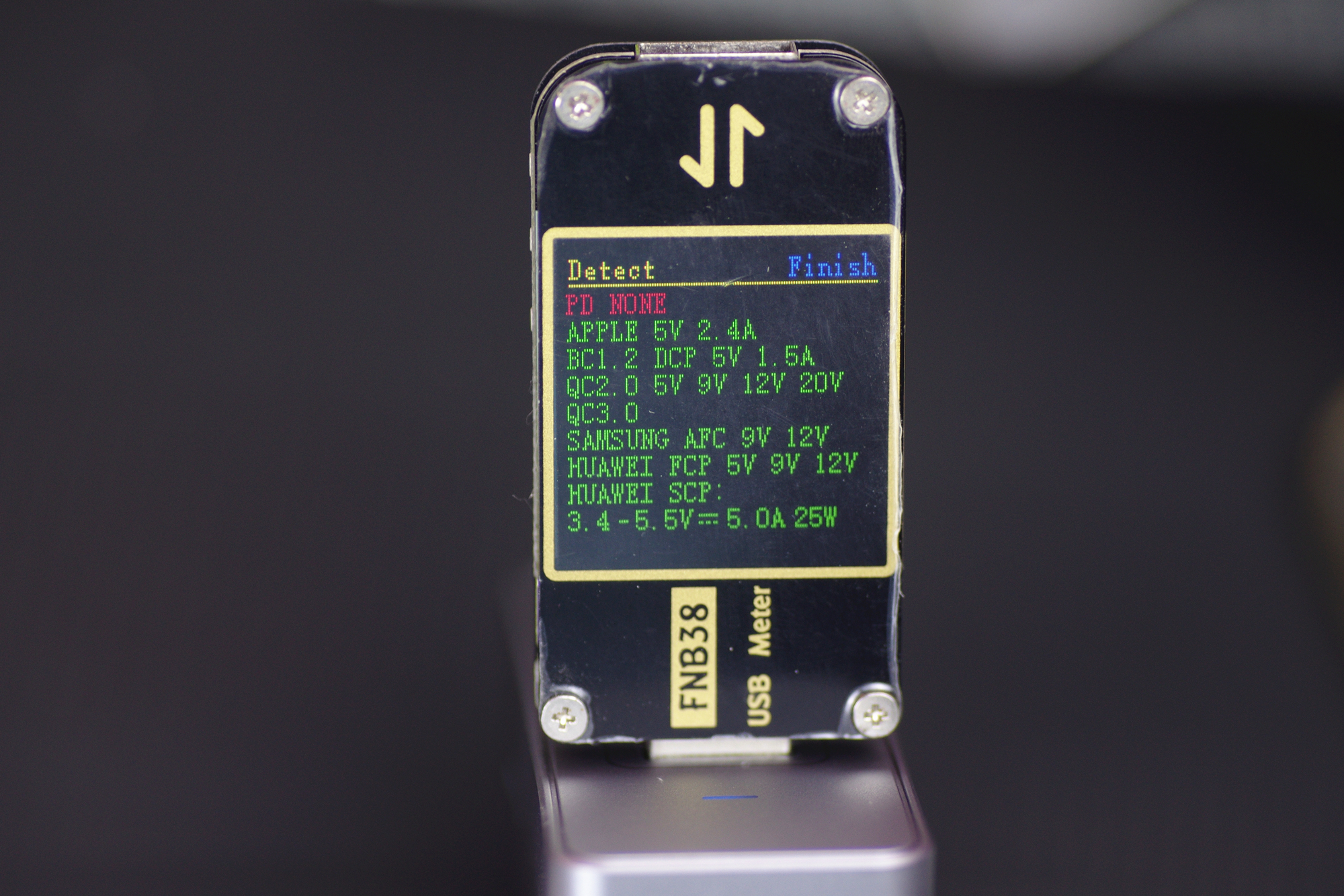 强悍闪充，以一敌三，努比亚120W氮化镓充电器体验