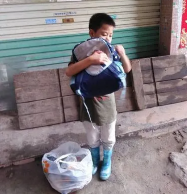 2017年清华大学多少分录取（河北男孩逆袭记）