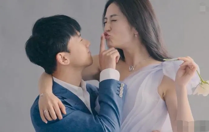 每年零花钱2亿，她们结婚17年从未做过饭