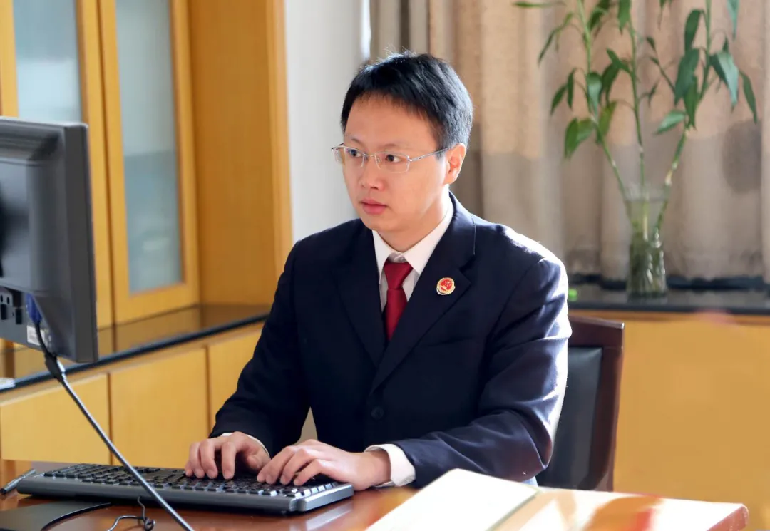 【身边的榜样】“全国优秀办案检察官”张涛:做孩子们的守护者