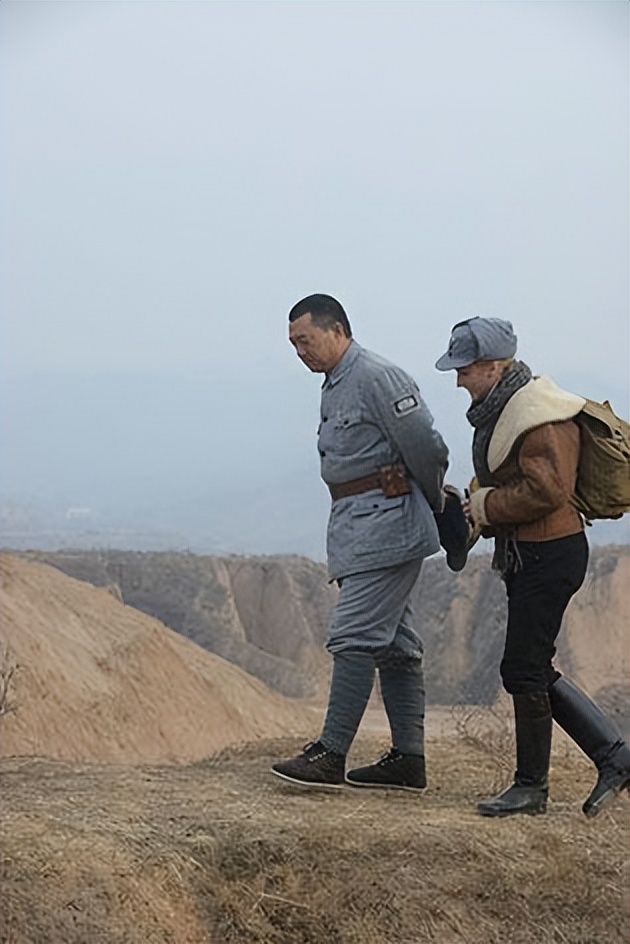 同样是演彭德怀，把宗利群、董勇和丁勇岱放一起看，差别就出来了