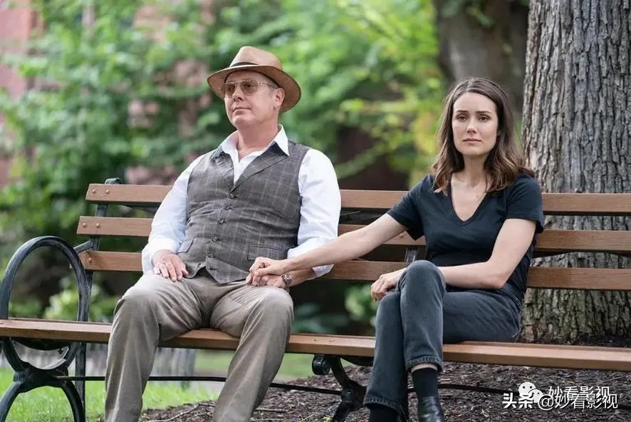 神秘的父女继续攒粉——《罪恶的黑名单第六季》