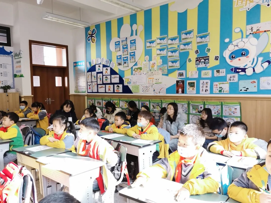 双流实小外国语学校丨实外教师展风采 教研结合共提升