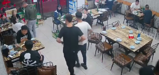 影视：《包青天之紫金锤》与唐山事件如出一辙