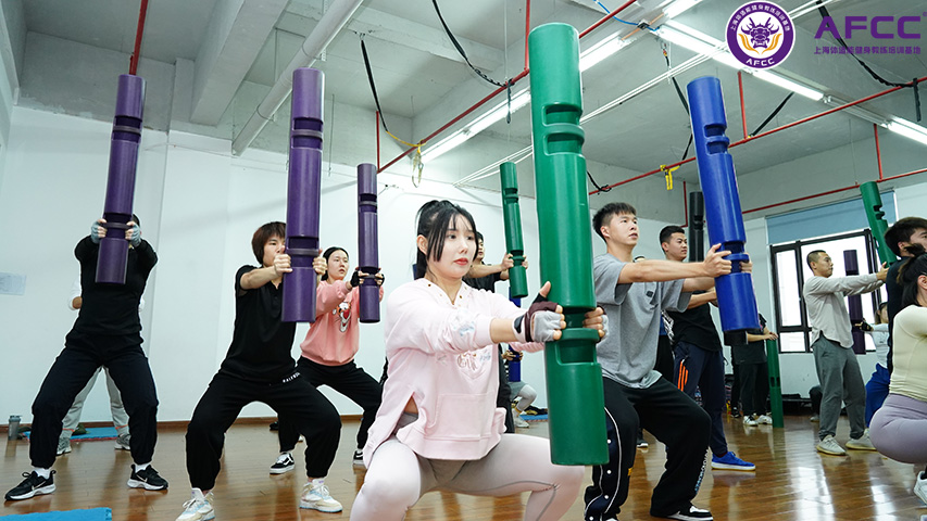 上海体适能健身学院怎么样（健身私教培训靠谱吗）