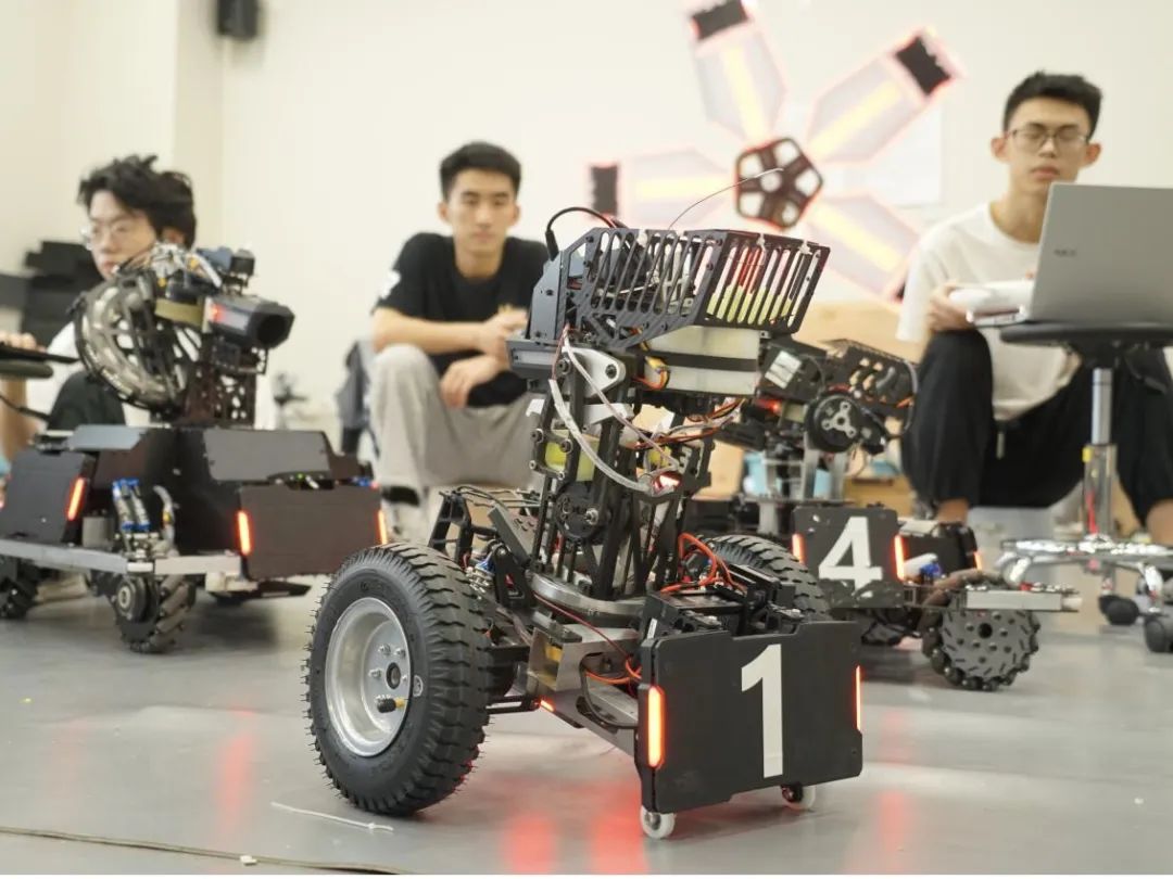 大数据与互联网学院 - 深圳技术大学（全校普通本科计划招3400人）