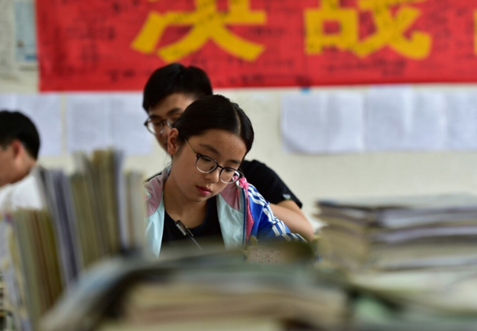 “最牛大专生”曹晓洁，高考385分上技校，毕业被3家跨国公司争抢