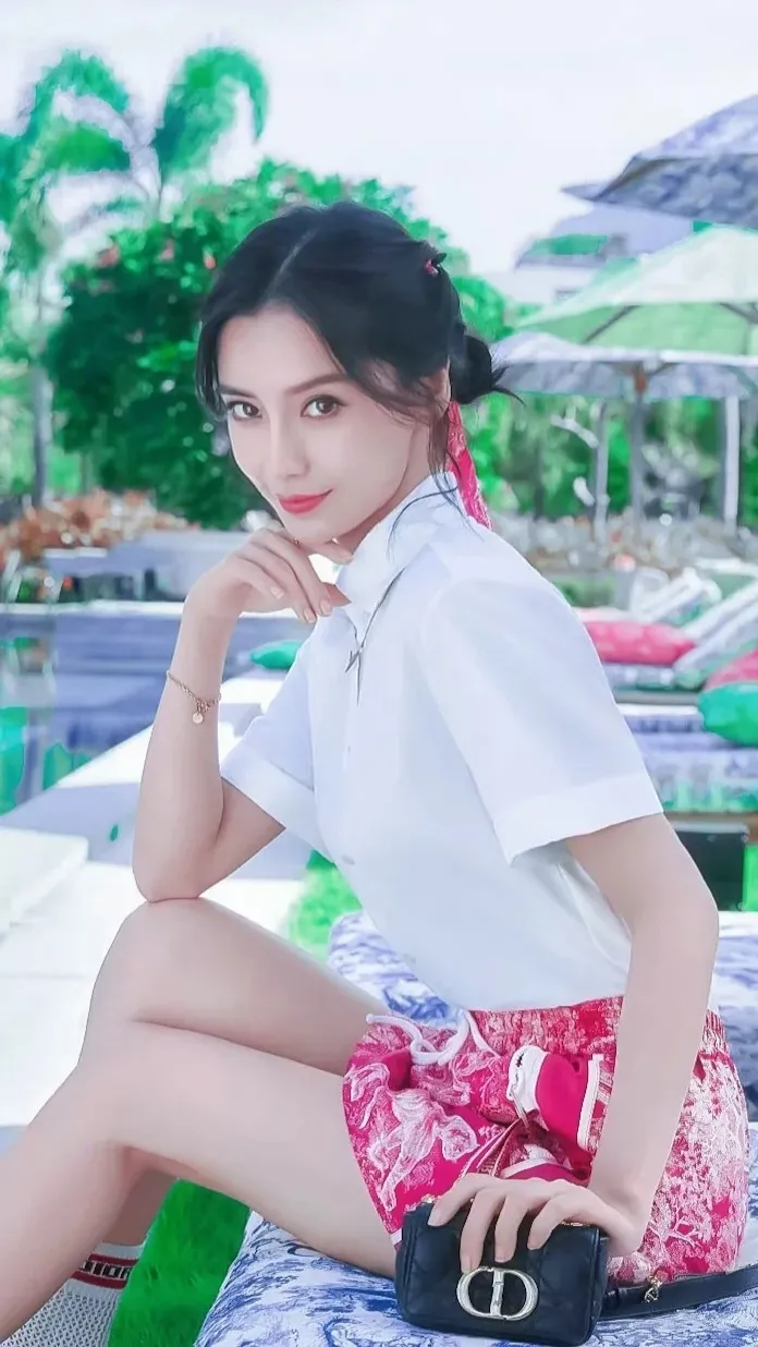 杨颖：青春之美