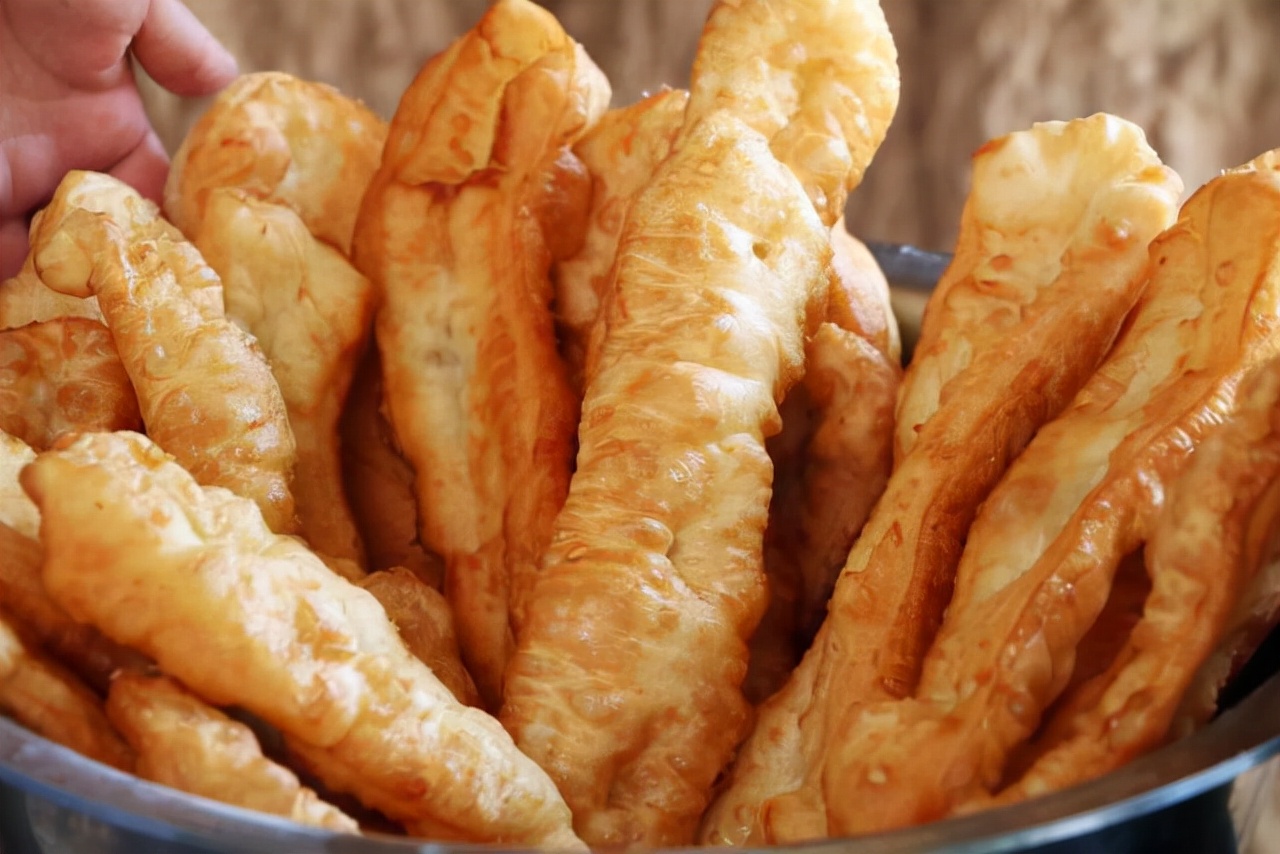 农家包子、饺子、油条、花卷，最地道最传统的做法，儿时的味道