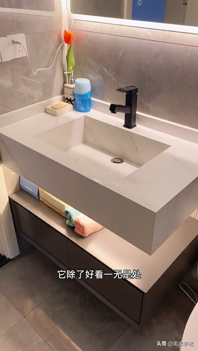 岩板洗漱台是“真神器”还是“假精致”？用了1年，谈谈我的感受
