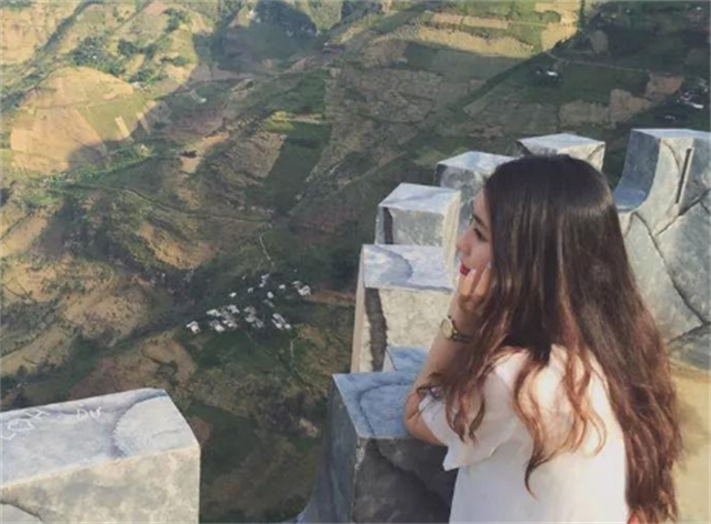 五年前，与马云对话的越南大学校花，后来怎样了？