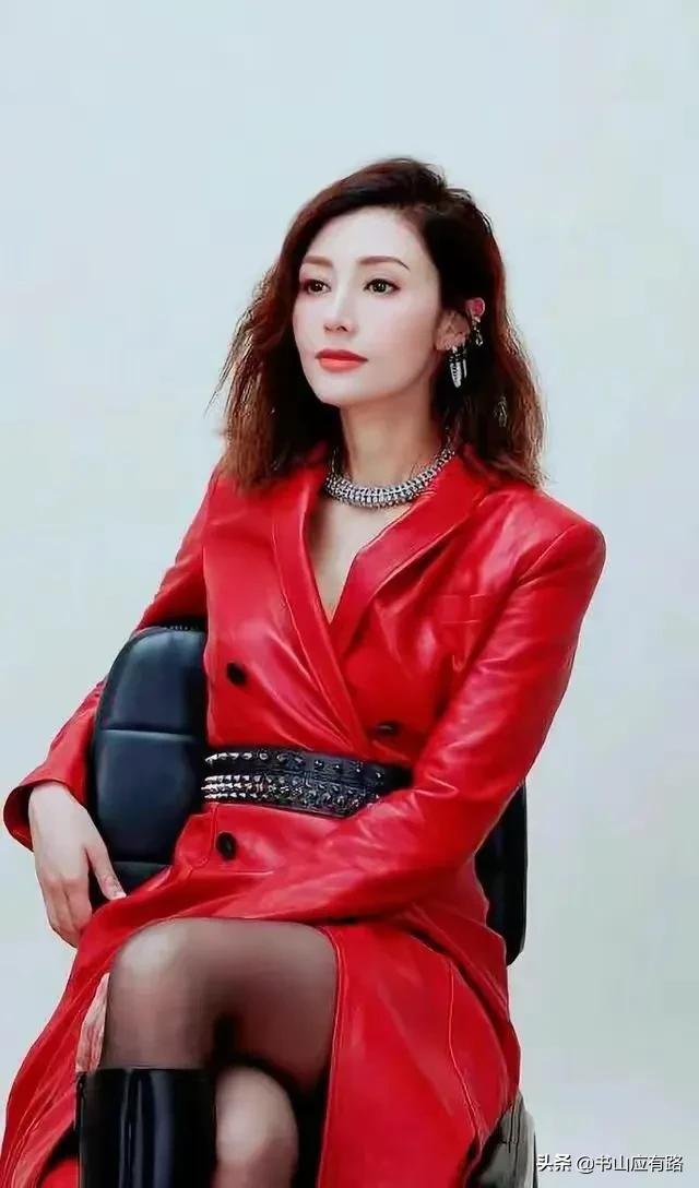 李嘉欣：冻龄女神，风韵犹存，一代人的回忆