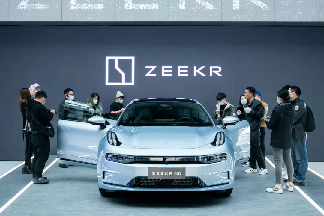 极氪牵手Waymo,吉利自动驾驶提速