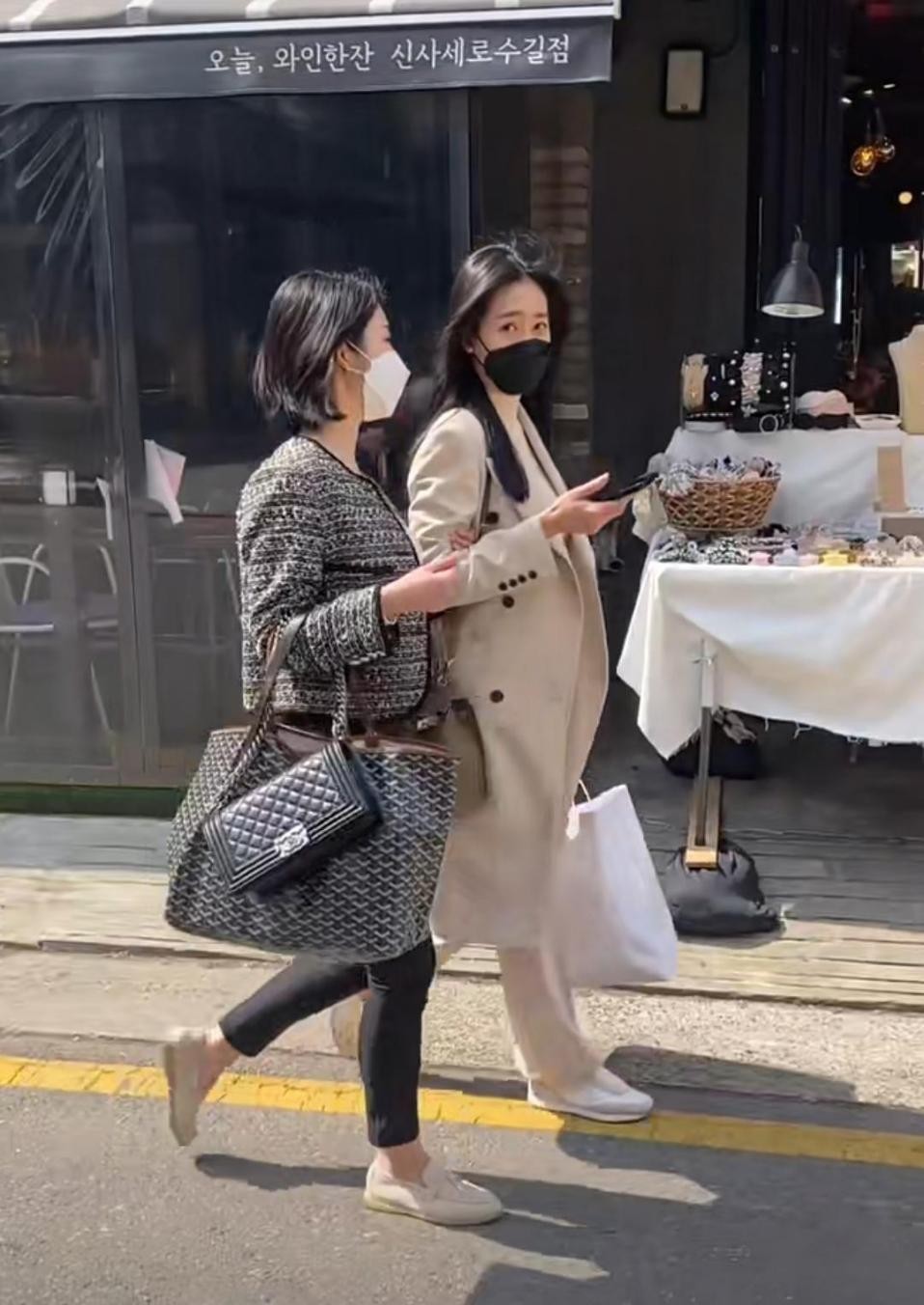 韩国人的早春穿搭真有范，既酷炫又时髦，看着就特别的高级