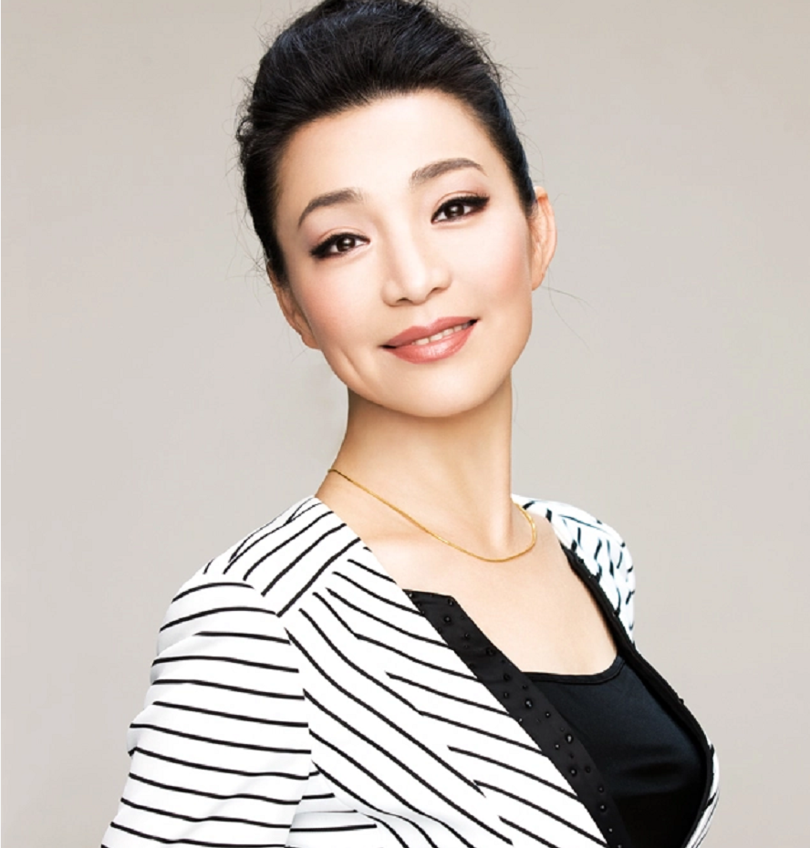 著名演员戴春荣之女郝洛钒：见证父母爱情，我也要像他们一样幸福