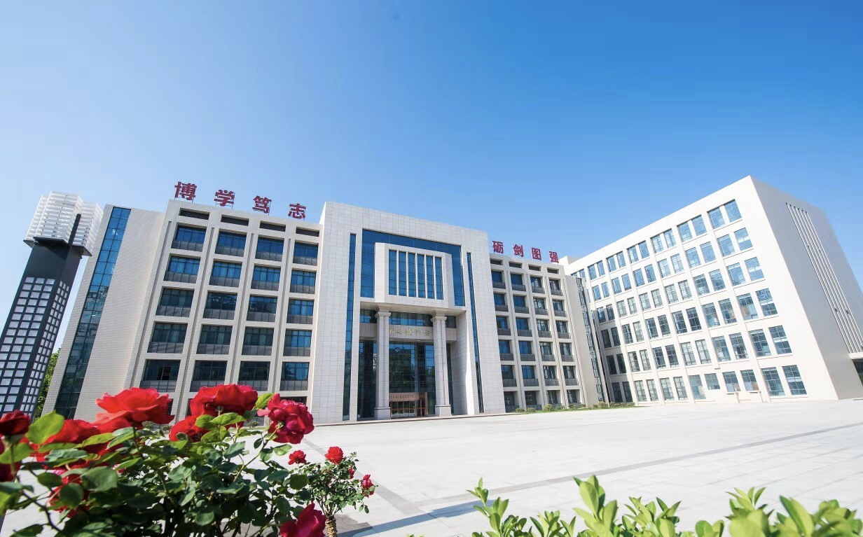 这所985高被“遗忘”，以前风光无限，如今发展得缓慢