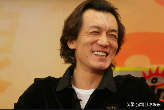 李咏病逝4年了，遗孀哈文的选择令人泪目