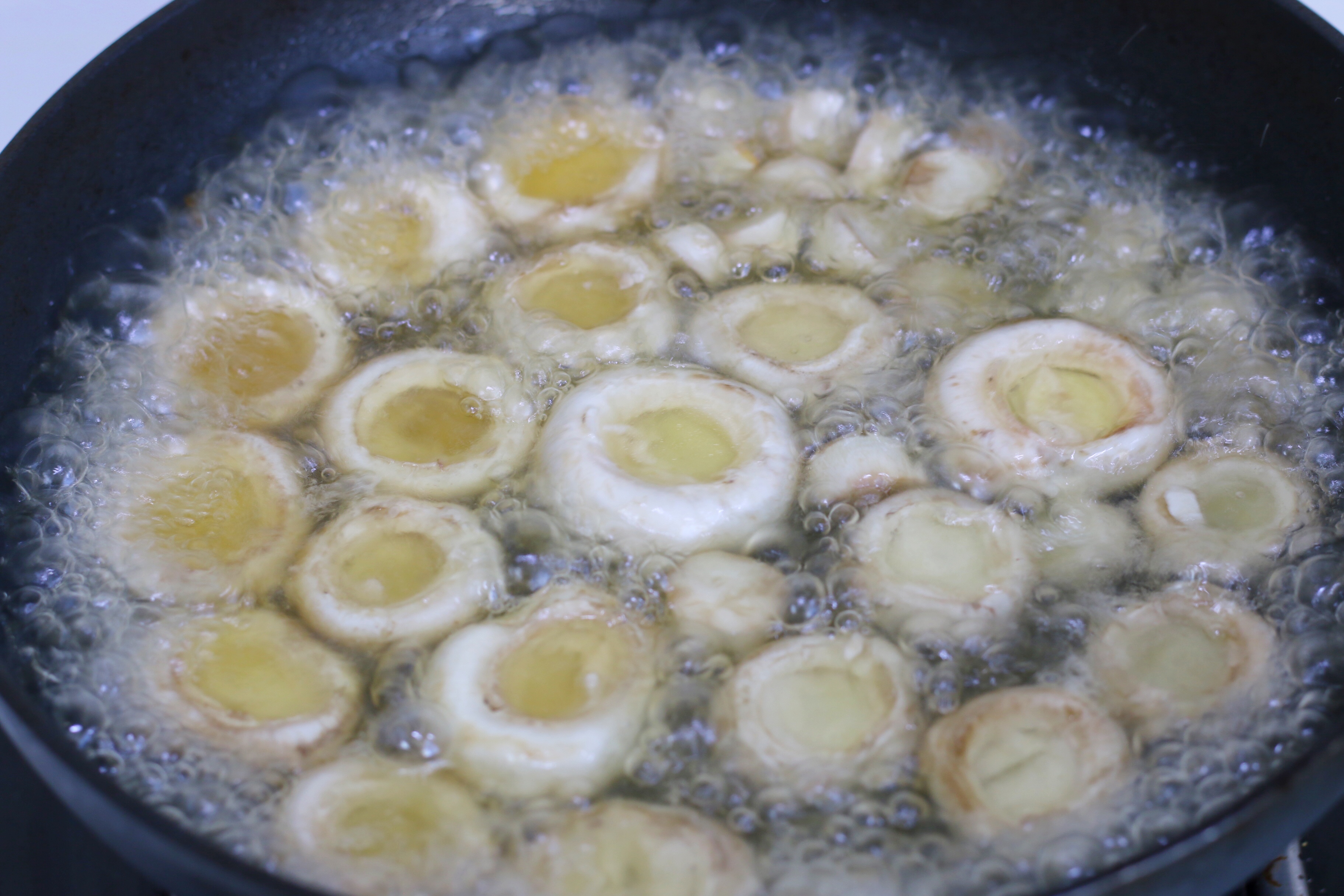 不要轻易尝试这个快手汤，一不小心就会鲜掉眉毛，太好喝了