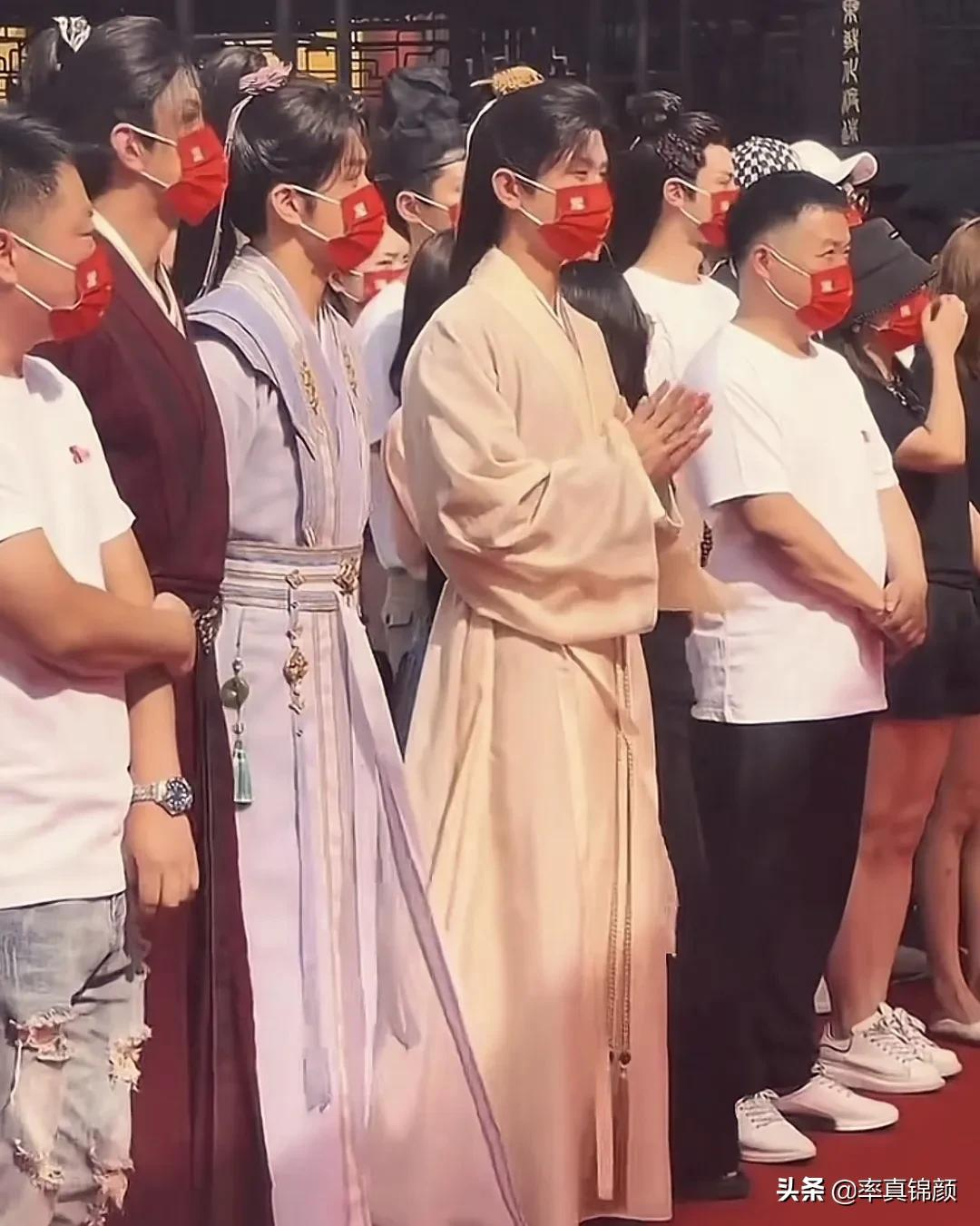 成毅新剧莲花楼横店开机