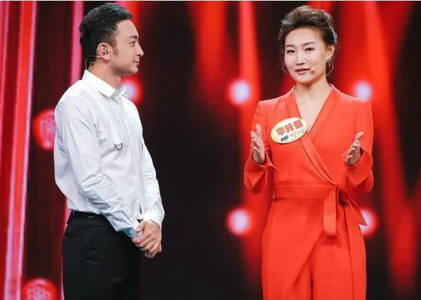 至今未婚的8位央视主持人，年龄最小的37岁，最大的已经60岁