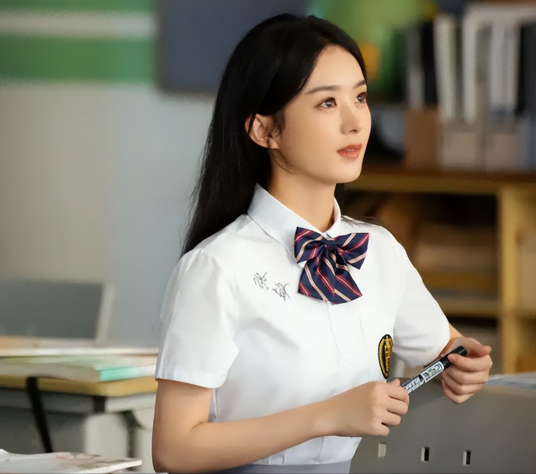 同样是演学生，把张柏芝、赵丽颖和吴倩放在一起，美得各有千秋