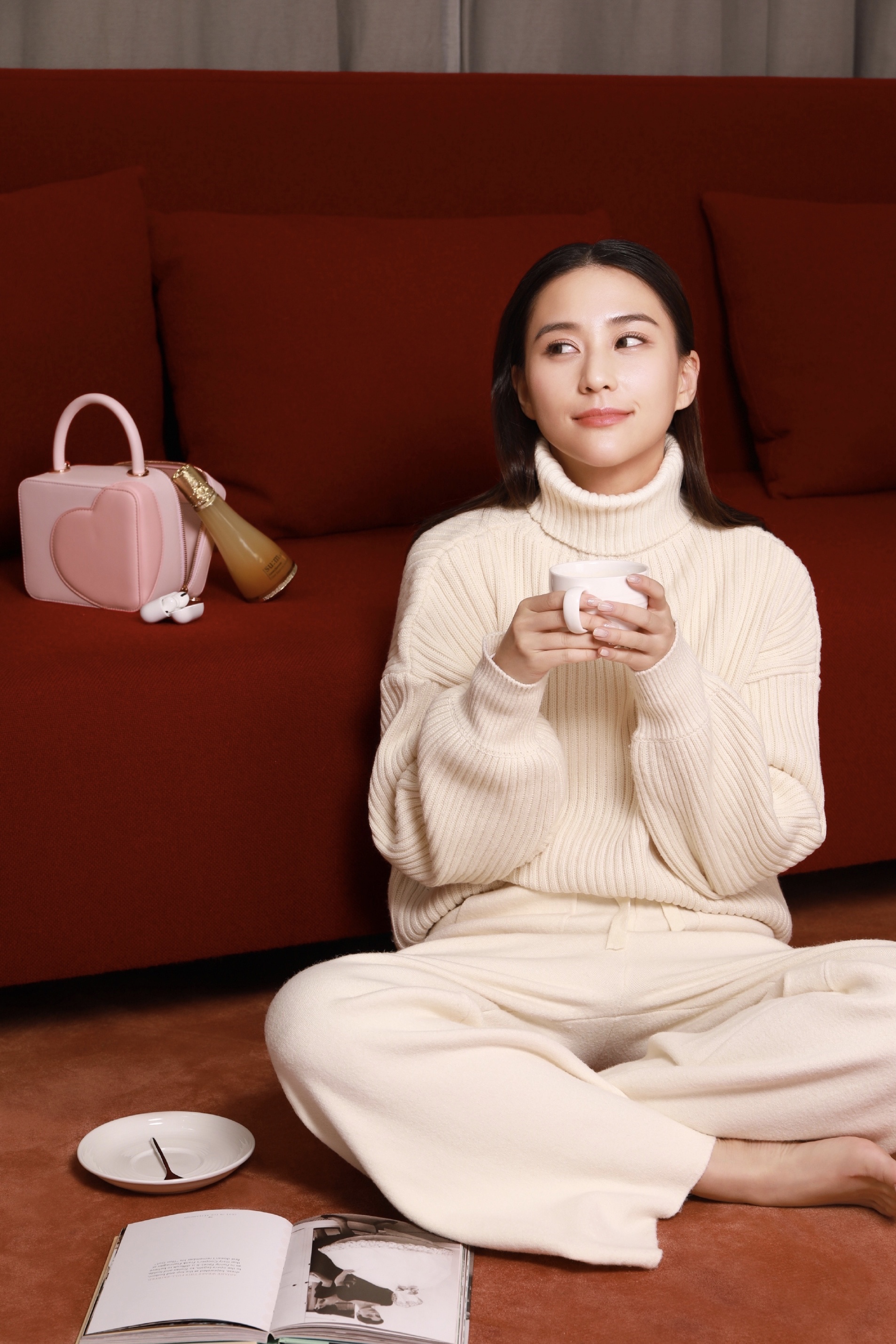 何超莲与何超欣，未来三房四房比拼的重点