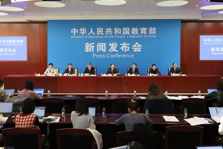 457万人考研，每年更上一层“卷”，如何脱离“卷海”？