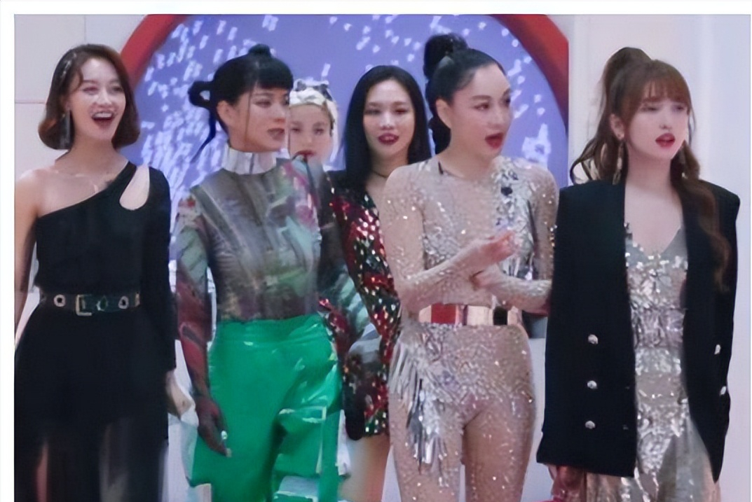 6位“香肠嘴”、大嘴女星：有人被夸风情万种，有人被嘲嘴大难看