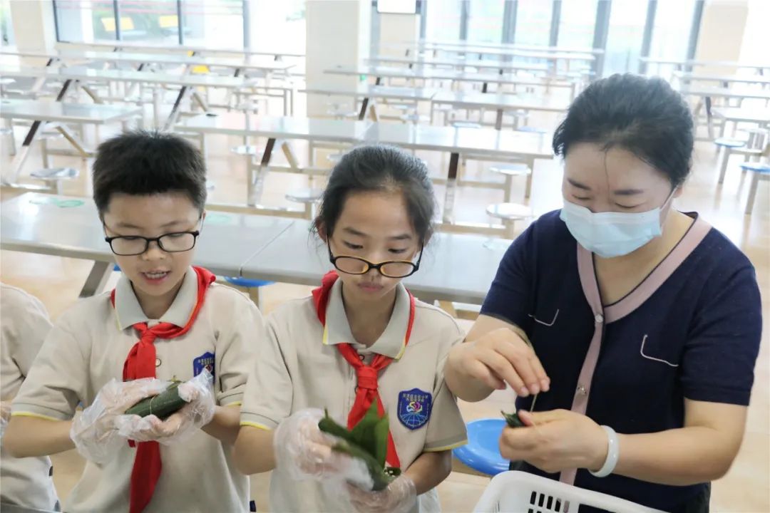 “粽”情端午 欢乐无限｜实验小学外国语学校工会委员会欢庆端午节