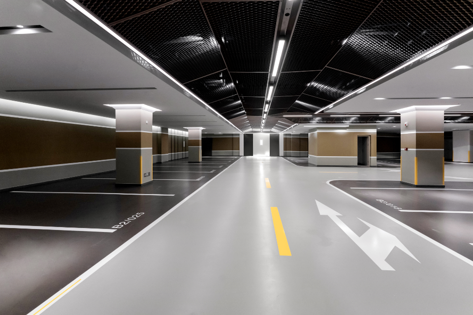 深圳10万/平的豪宅车库,还不如长沙这些楼盘得劲