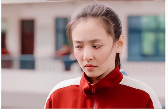 同样是演学生，把张柏芝、赵丽颖和吴倩放在一起，美得各有千秋