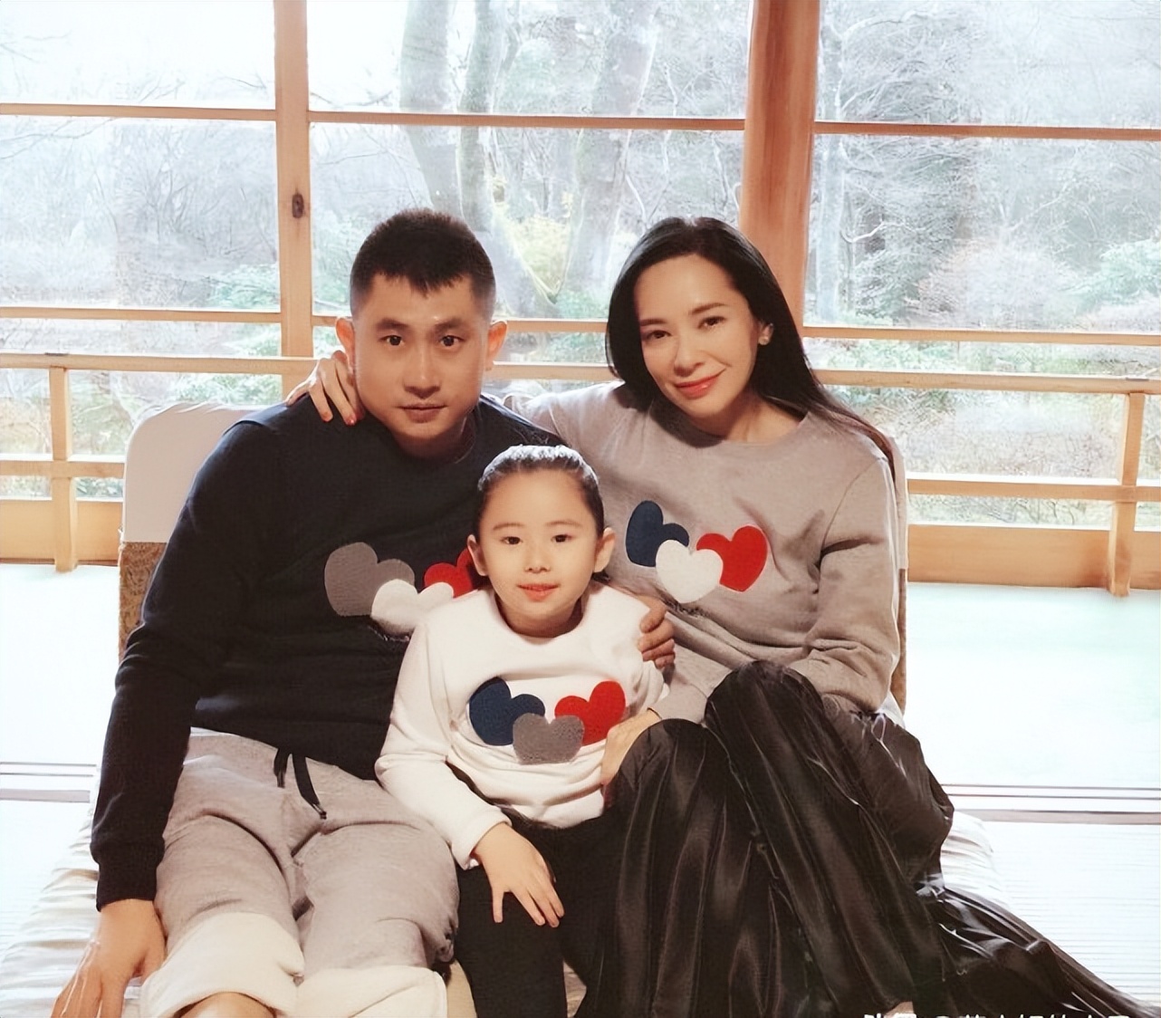 7位嫁给普通人的女星，比起嫁入豪门，她们的爱情更让人安心