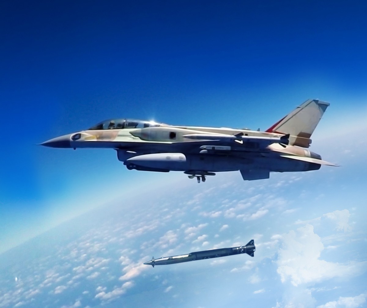 ��ɫ�д����֣���Ϯ������60%���������أ�������������