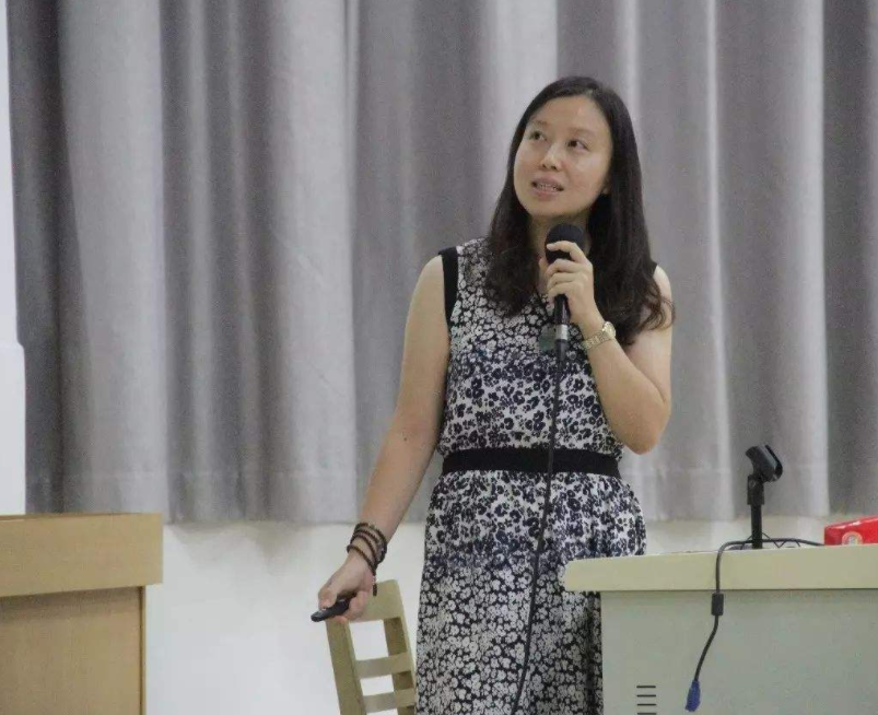 震旦学院教师后续，南大教授在朋友圈“吐露心声”，引起网友不快