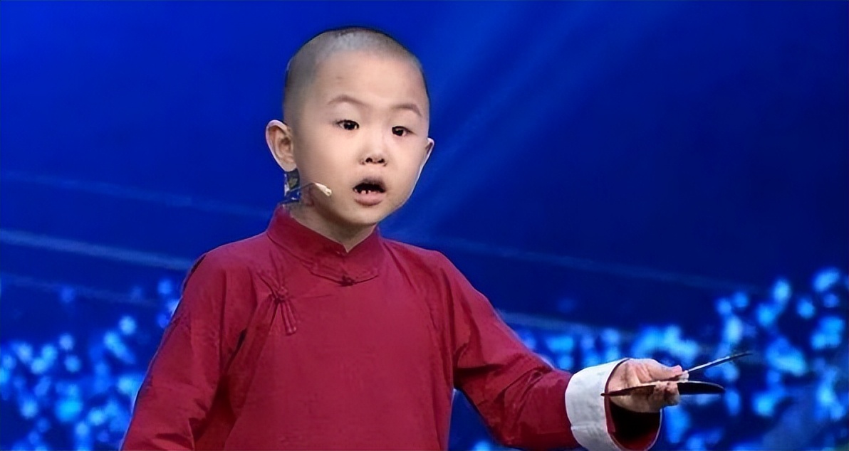 童星張峻豪：三歲出名，五歲登上春晚，如今他成為父母的驕傲