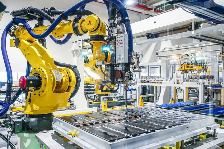 宁德时代与特斯拉没有谈崩，但也要准备好后路了