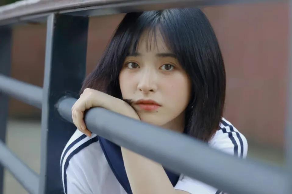 新一代颜值小花个顶个漂亮，哪种风格你最喜欢呢？