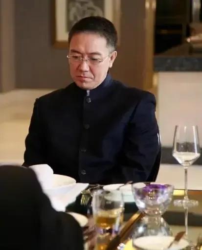 演员李幼斌：再婚成模范继父，亲儿子却让他头疼