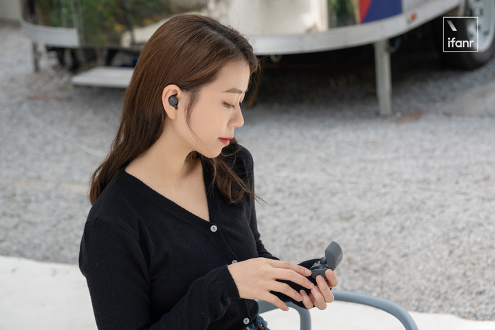 索尼 l<em></em>inkBuds 首发体验：环境音全开，对标 AirPods 的开放式耳机