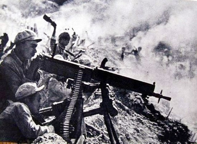 解放军42军：本被安排集体转业，却安然度过多次裁军，威震四方