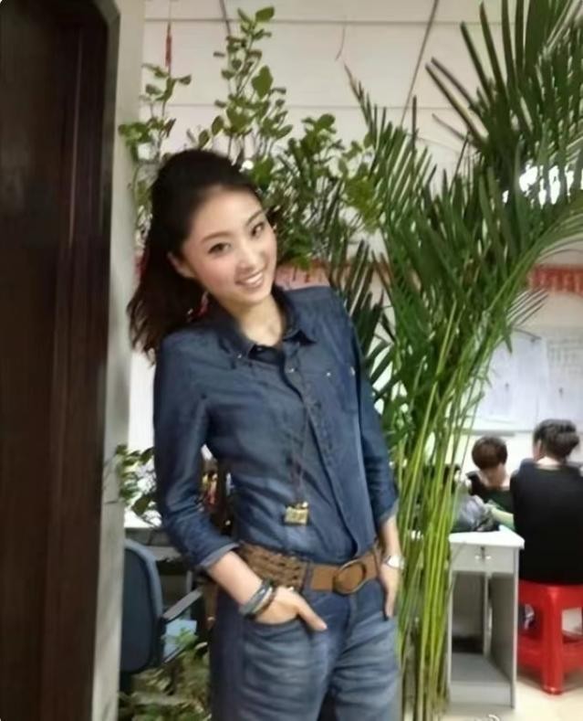 23岁当央视主播，2年后命丧男友刀下，她的人生太过悲剧