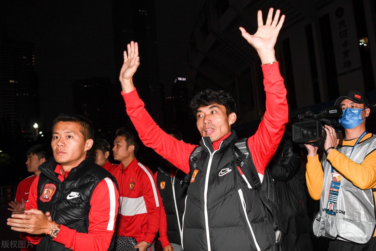 信息量极大！国足名单三大看点：中国足球集体自救，归化成绝唱？