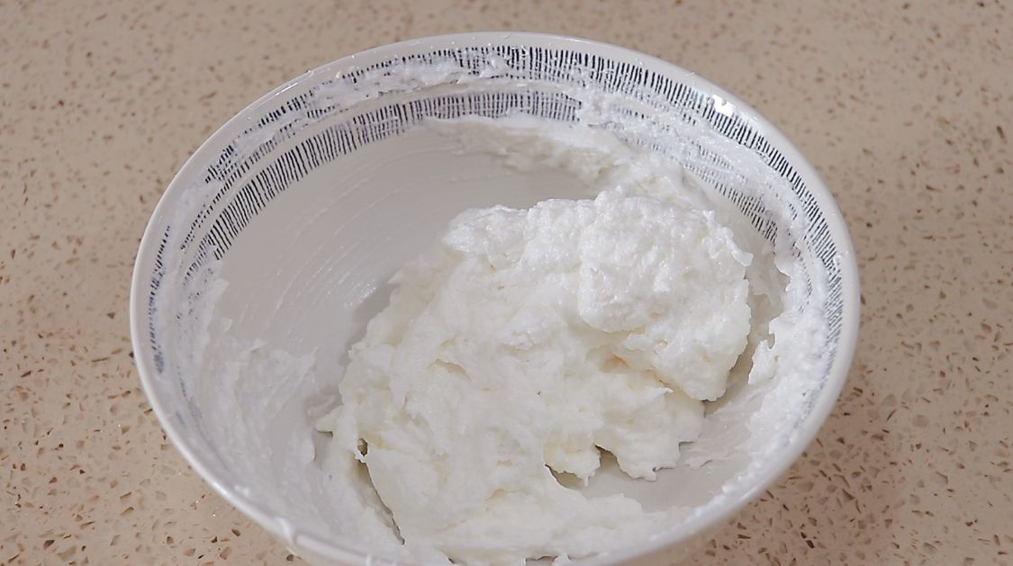 一道过年必备的零食，教你椰蓉的新吃法，吃一口就会爱上